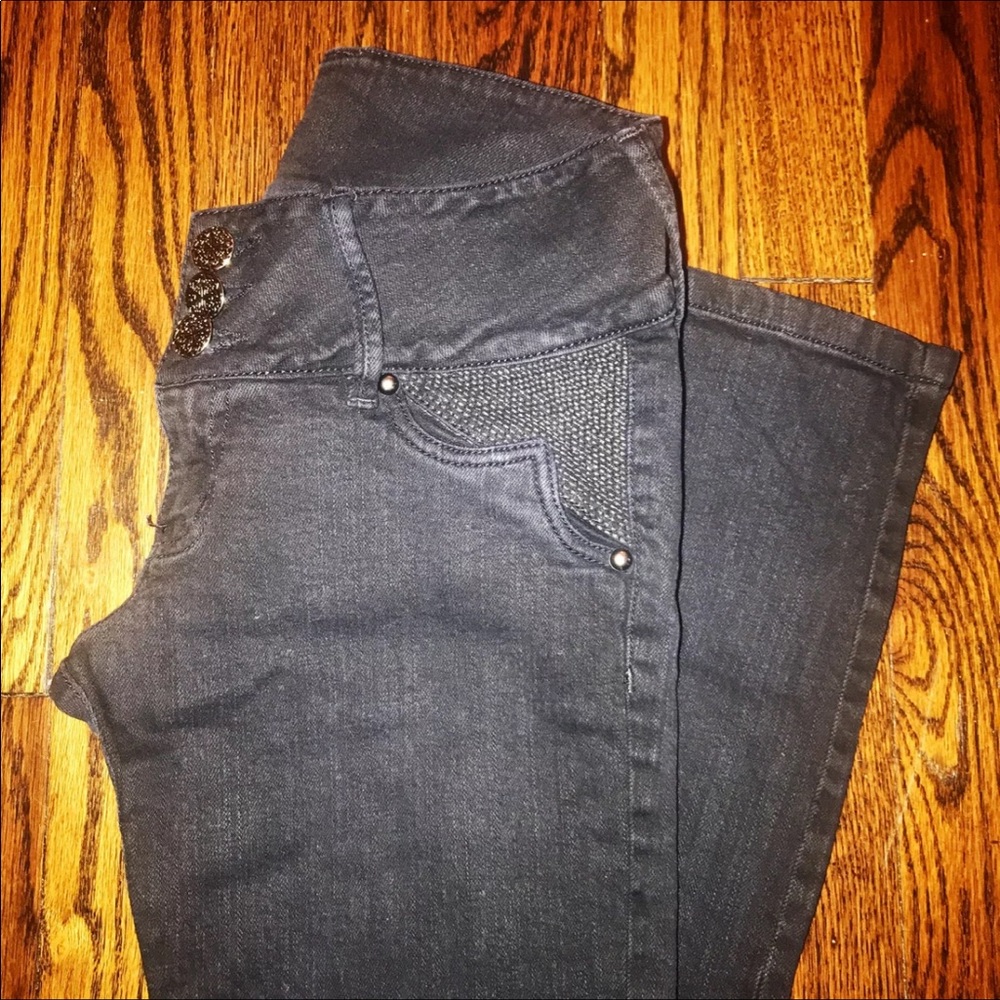Black Colombian jeans
